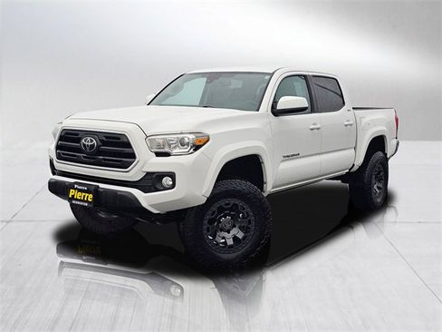 Used 2019 Toyota Tacoma SR5 image 1