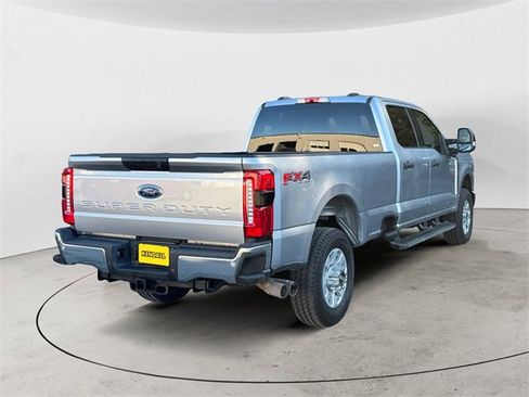 Certified 2024 Ford F350 XLT w/ 360-Degree Camera Package image 5