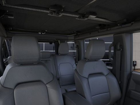 New 2025 Ford Bronco Outer Banks w/ Sasquatch Package image 12