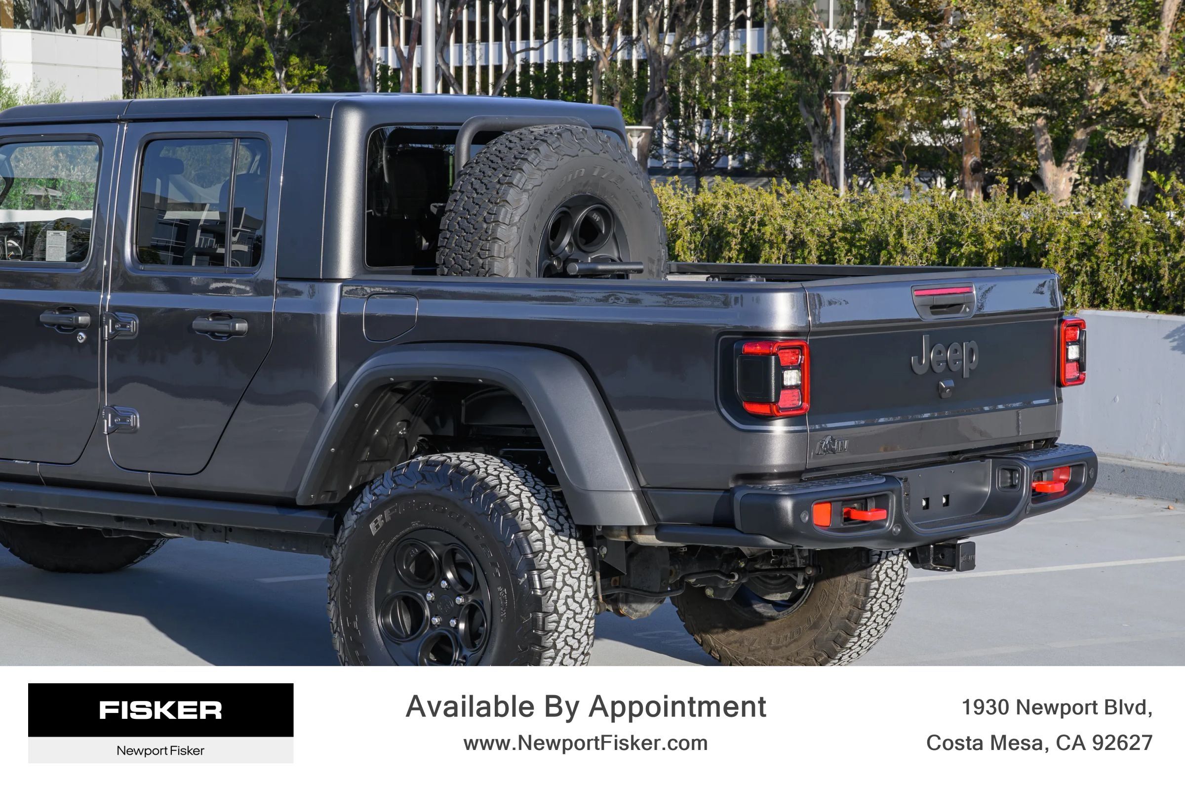 Used 2024 Jeep Gladiator Rubicon w/ Safety Group AWD/4WD image 28