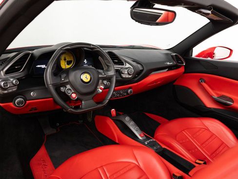Certified 2017 Ferrari 488 Spider RWD image 2