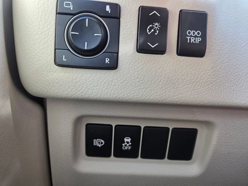 Used 2019 Lexus GX 460 Premium AWD/4WD image 12