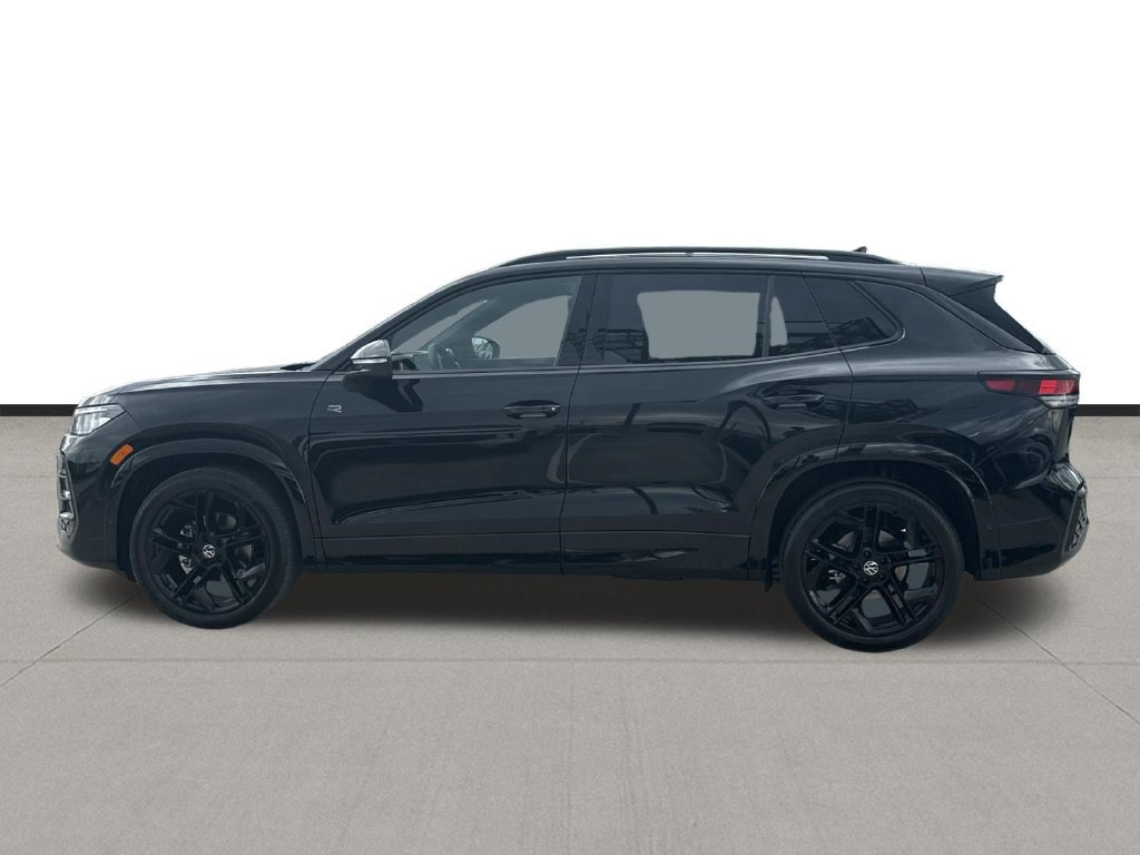New 2026 Volkswagen Tiguan SE R-Line FWD image 8