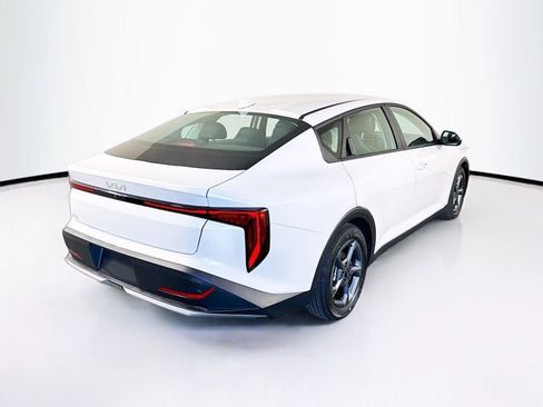 New 2026 Kia K4 FWD image 5
