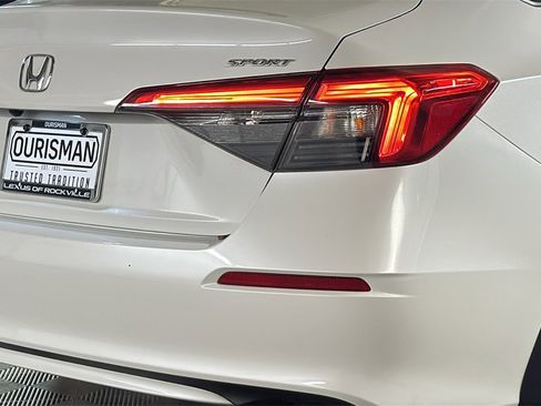 Used 2023 Honda Civic Sport image 6