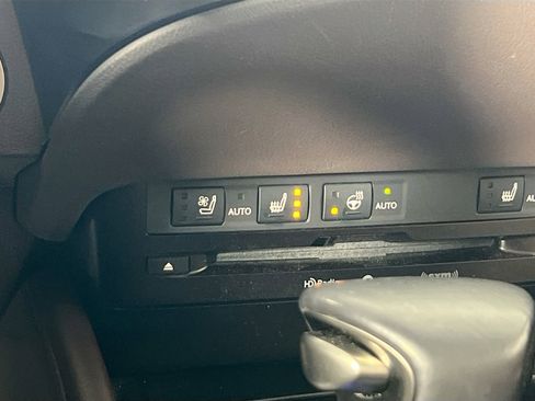 Used 2020 Lexus ES 350 w/ Premium Package image 18