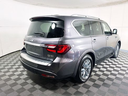 Used 2024 INFINITI QX80 Luxe image 3