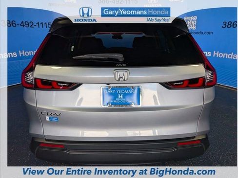 Used 2024 Honda CR-V EX image 8