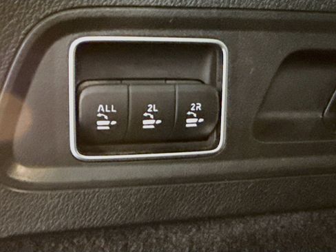 Used 2023 Mercedes-Benz GLS 450 4MATIC image 30