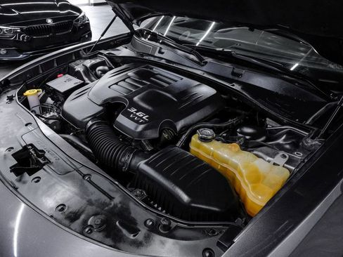 Used 2015 Dodge Charger SXT image 55