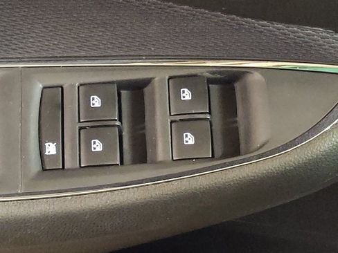 Used 2019 Chevrolet Cruze LT FWD image 27