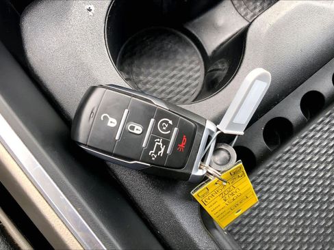 Used 2021 RAM 1500 Laramie w/ Laramie Southwest Edition image 14