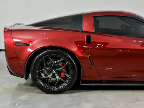 Used 2013 Chevrolet Corvette Z06 w/ Battery Protection Package image 13