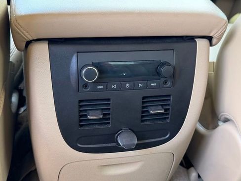 Used 2011 Chevrolet Avalanche LT w/ Luxury Package AWD/4WD image 14