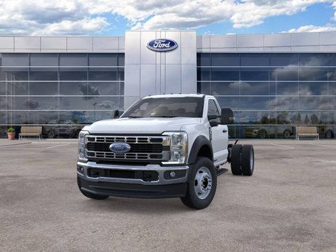 New 2026 Ford F550 4x4 Regular Cab Super Duty w/ XL Chrome Package image 25
