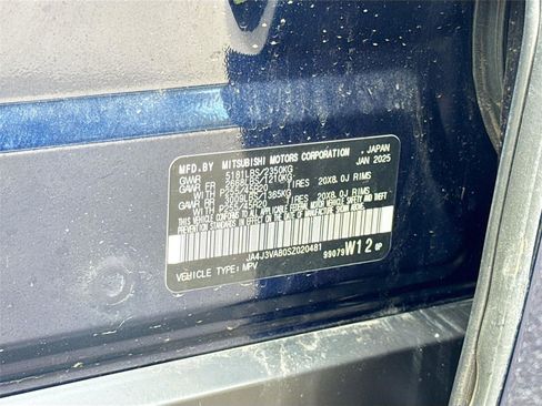 Used 2025 Mitsubishi Outlander SE image 30