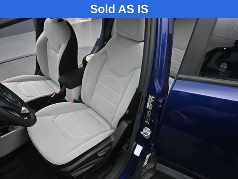 Used 2018 Jeep Renegade Latitude FWD image 11