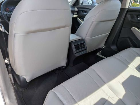 Used 2023 Honda Accord Touring image 18