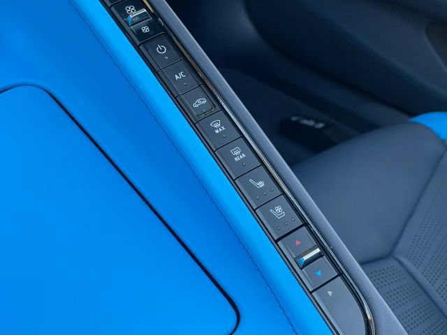 Used 2023 Chevrolet Corvette Stingray Premium Conv w/ Z51 Performance Package RWD image 31