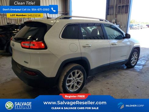 Used 2018 Jeep Cherokee Latitude Plus FWD image 4