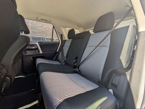 Used 2024 Toyota 4Runner SR5 AWD/4WD image 27
