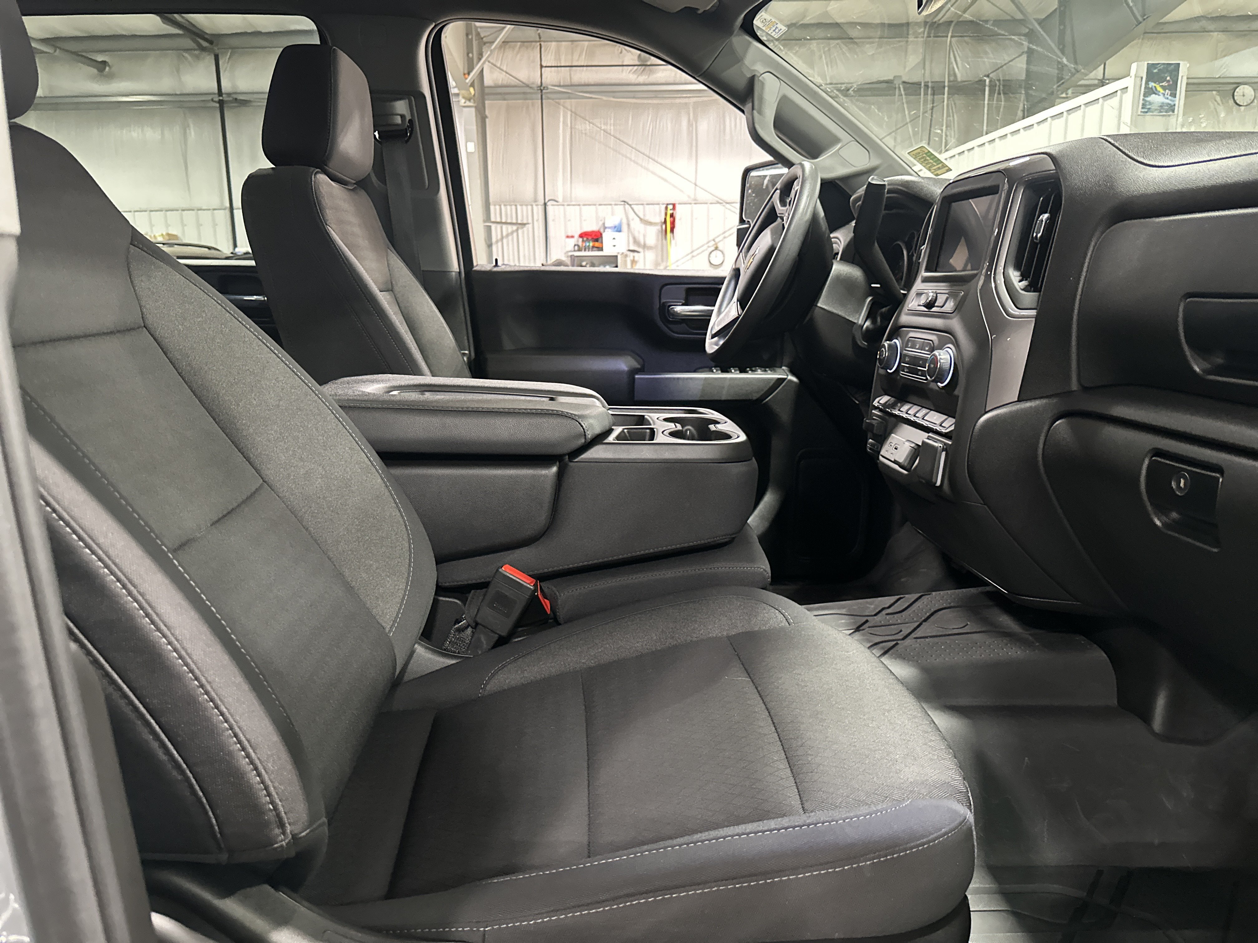 Used 2024 Chevrolet Silverado 2500 Custom w/ Custom Convenience Package AWD/4WD image 14