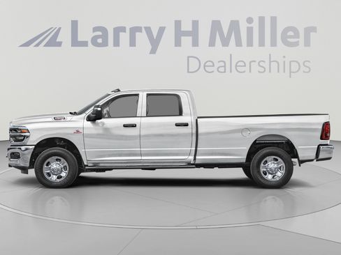 New 2027 RAM 3500 Tradesman AWD/4WD image 3