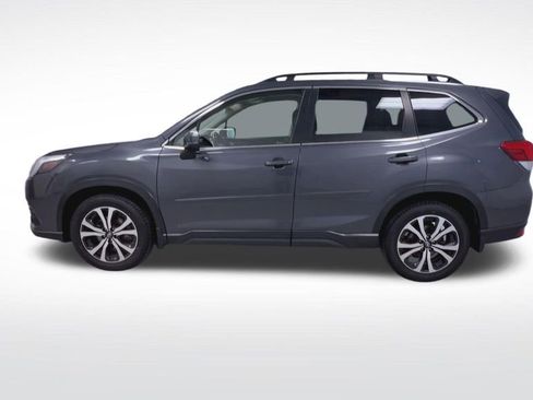 Used 2023 Subaru Forester Limited AWD/4WD image 5