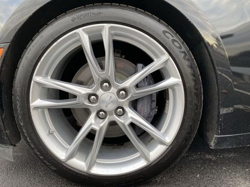 Used 2019 Chevrolet Camaro SS image 26