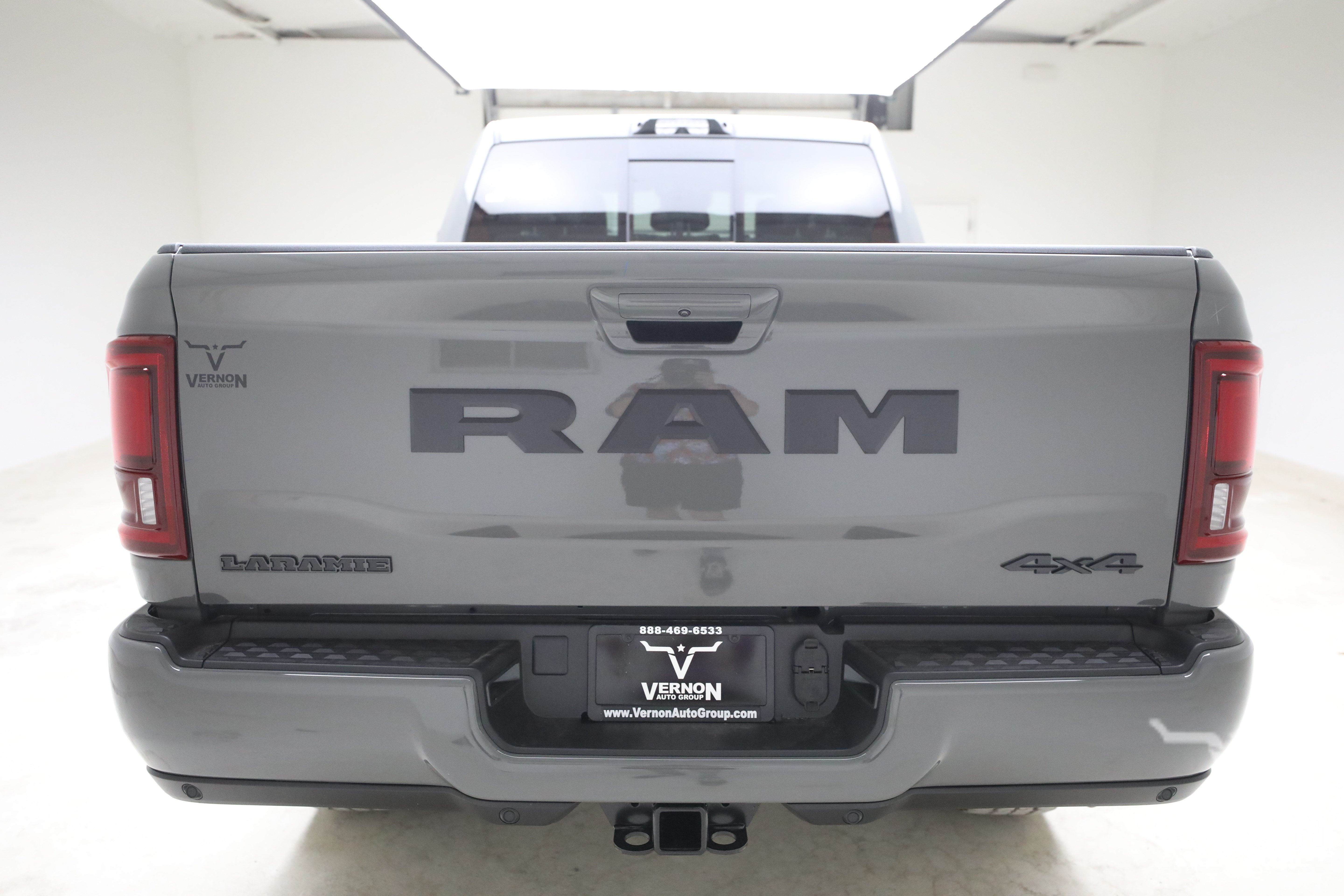 New 2027 RAM 3500 Laramie AWD/4WD image 4