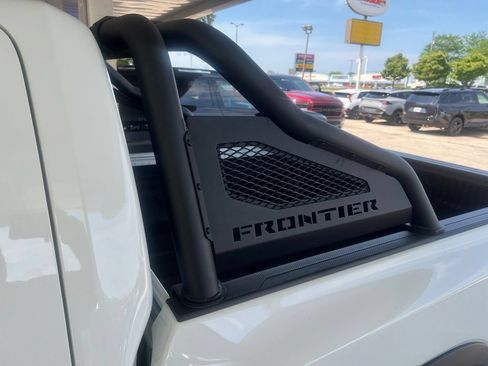 Used 2024 Nissan Frontier SV w/ Hardbody Edition AWD/4WD image 30