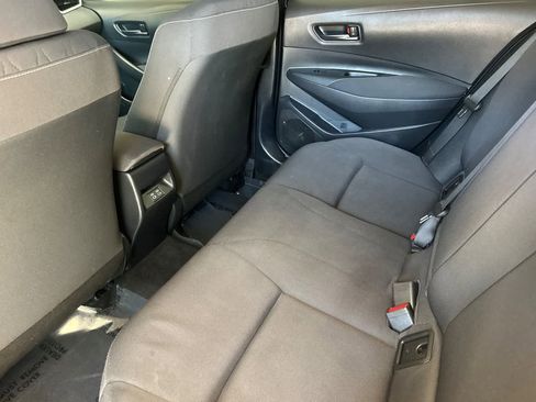Used 2023 Toyota Corolla LE w/ Carpet Mat Package (TMS) FWD image 4
