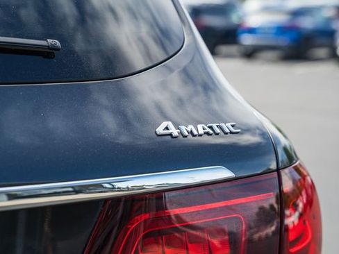 Used 2020 Mercedes-Benz GLC 300 4MATIC image 8
