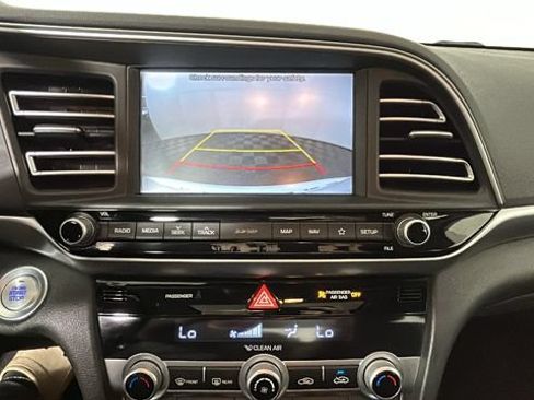 Used 2020 Hyundai Elantra Limited w/ Ultimate Package 03 FWD image 24