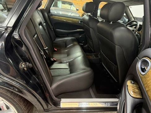 Used 2002 Jaguar XJ8 RWD image 35