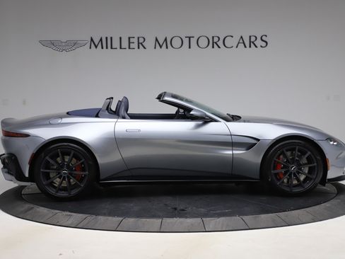 Used 2021 Aston Martin V8 Vantage Roadster RWD image 8
