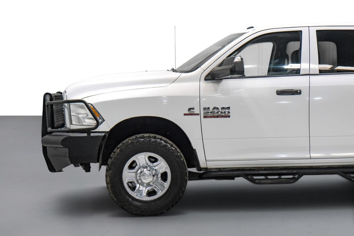 Used 2014 RAM 2500 Tradesman w/ Chrome Appearance Group AWD/4WD image 10