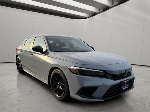 Used 2024 Honda Civic Sport image 7