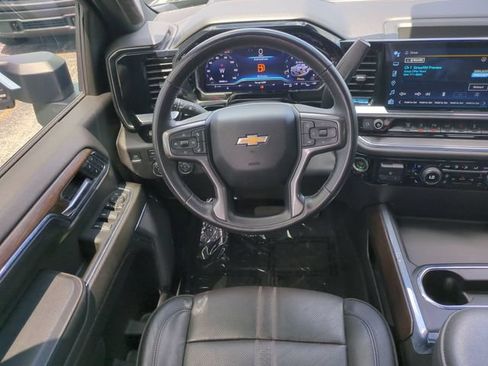 Used 2024 Chevrolet Silverado 2500 High Country w/ High Country Premium Package AWD/4WD image 18