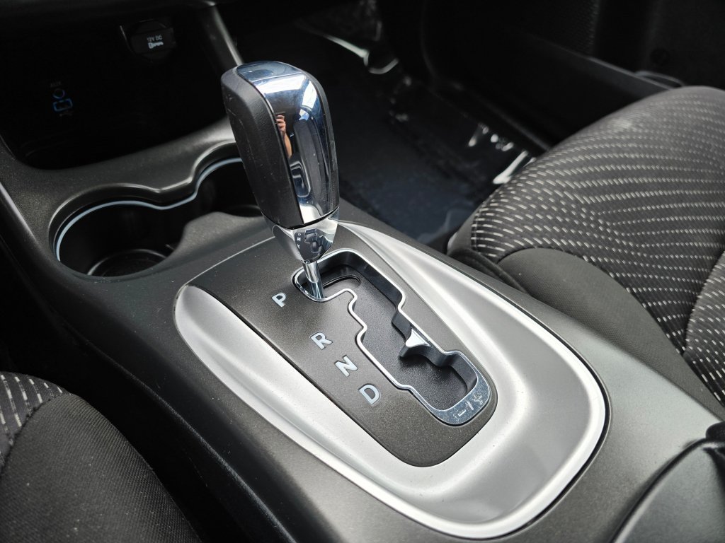 Used 2019 Dodge Journey SE w/ Connectivity Group FWD image 11