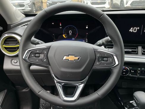 New 2026 Chevrolet Trax LT w/ Driver Confidence Package image 14
