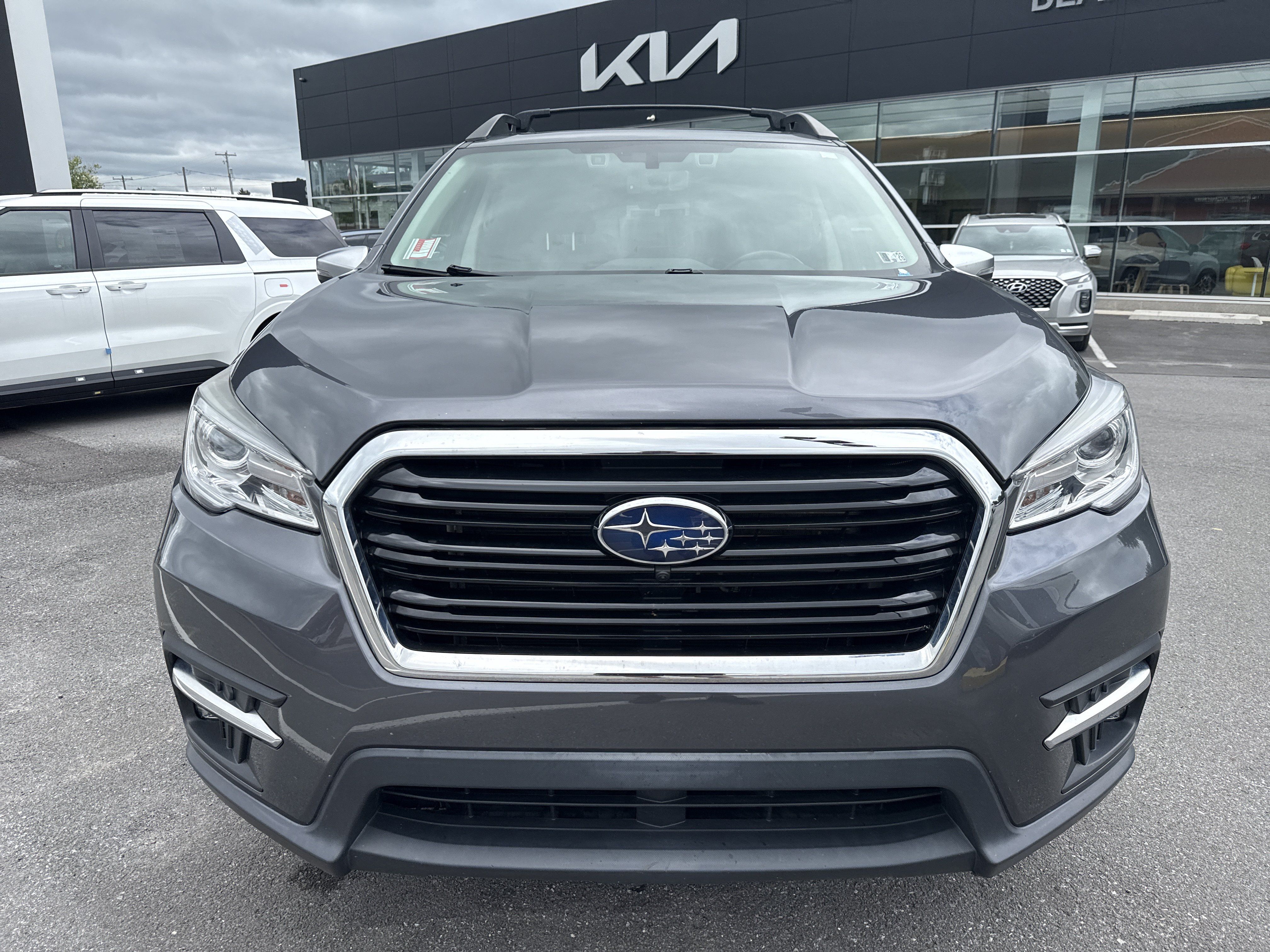 Used 2022 Subaru Ascent Touring w/ Popular Package #2A AWD/4WD image 6