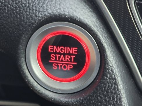 Used 2019 Honda Accord Sport image 29