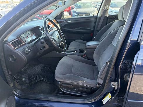 Used 2011 Chevrolet Impala LT FWD image 17
