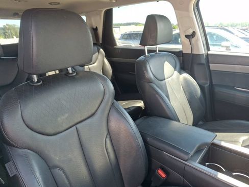 Used 2021 Hyundai Palisade SEL w/ Premium Package AWD/4WD image 13