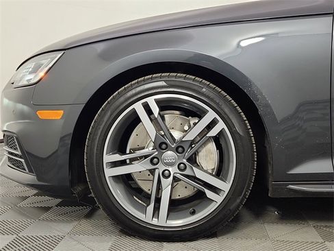 Used 2018 Audi A4 2.0T Premium Plus w/ Premium Plus Package image 15