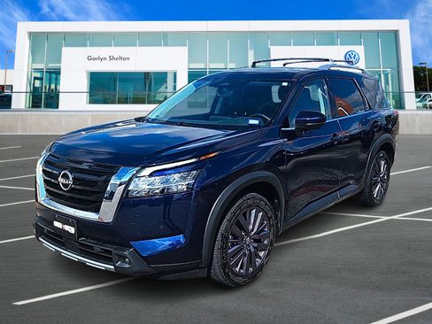 Used 2023 Nissan Pathfinder SL w/ SL Premium Package AWD/4WD image 1