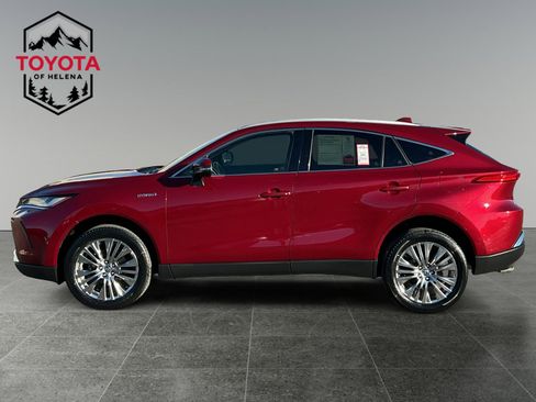 Used 2021 Toyota Venza Limited w/ Advanced Technology Package image 2