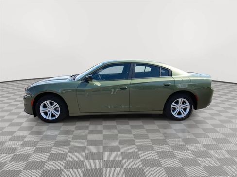 Used 2023 Dodge Charger SXT RWD image 8