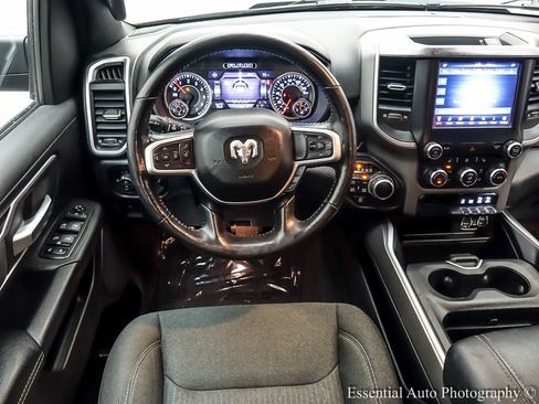 Used 2020 RAM 1500 Big Horn AWD/4WD image 12